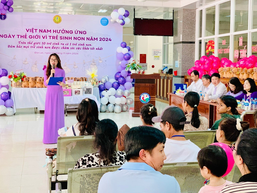 Trên 80 gia đình gặp mặt nhân Ngày Thế giới vì Trẻ sinh non 17-11 tại Bệnh viện Nhi tỉnh Gia Lai