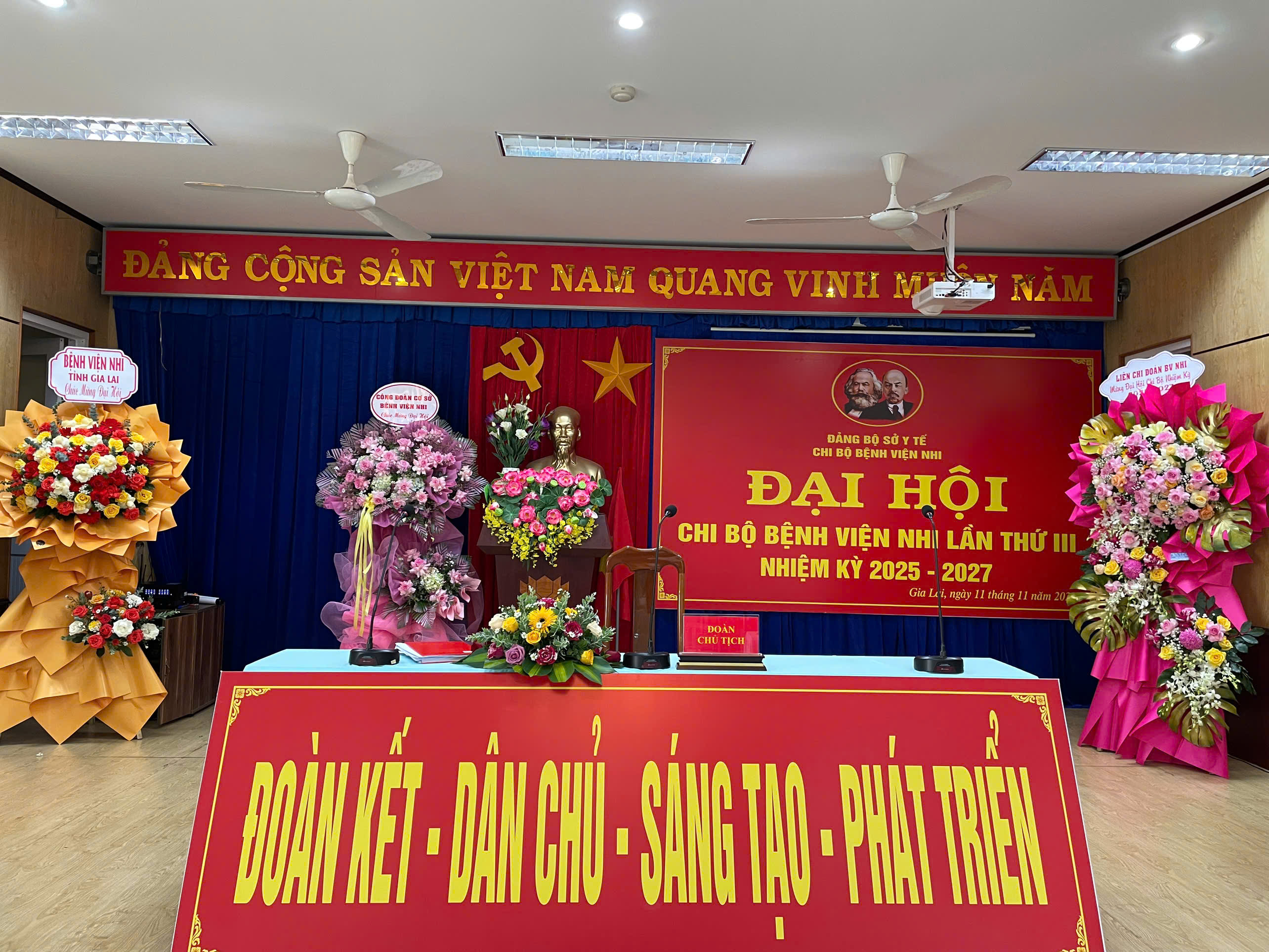 Đại hội điểm Chi bộ Bệnh viện Nhi tỉnh Gia Lai nhiệm kỳ 2025 – 2027